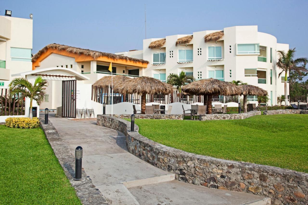 Artisan Playa Esmeralda Family Beach Hotel Playa Chachalacas Экстерьер фото