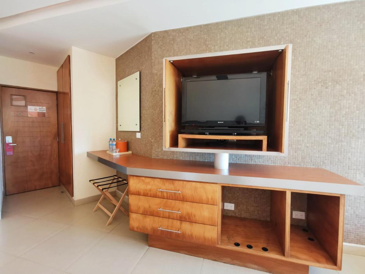 Artisan Playa Esmeralda Family Beach Hotel Playa Chachalacas Экстерьер фото