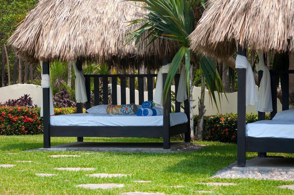 Artisan Playa Esmeralda Family Beach Hotel Playa Chachalacas Экстерьер фото
